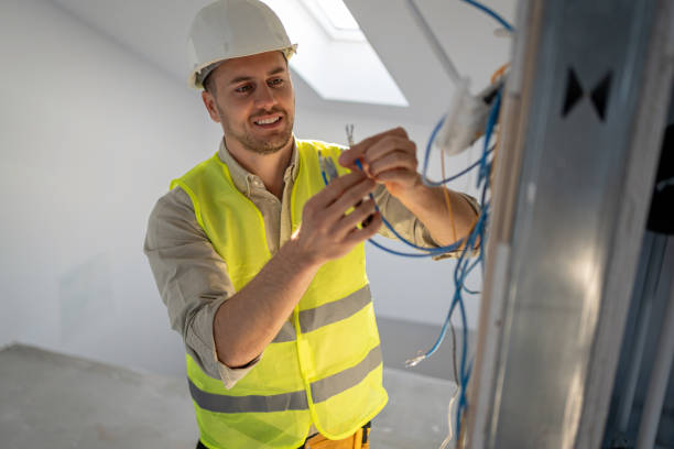 Best Affordable Emergency Electrician  in Gatlinburg, TN